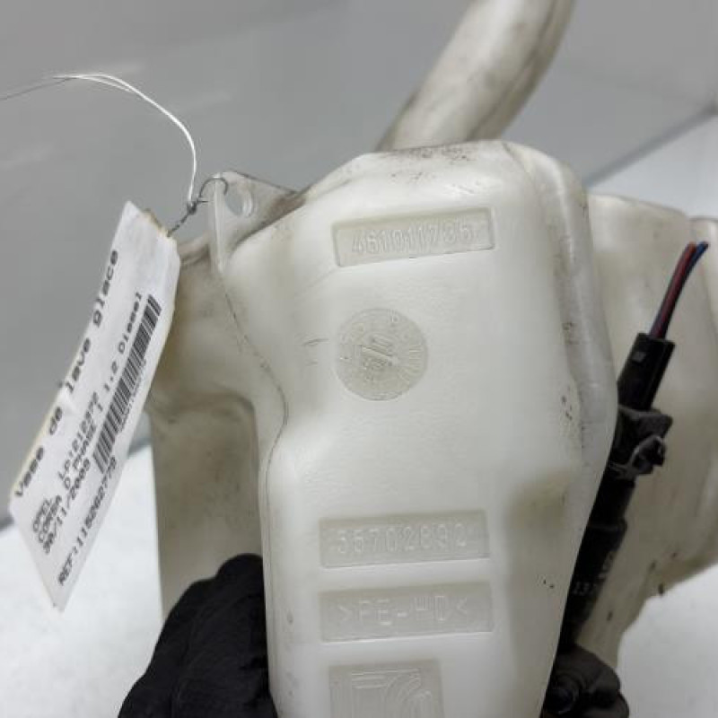 Vase de lave glace OPEL CORSA D Photo n°4