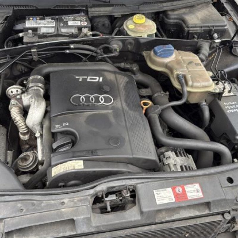 Vase de lave glace AUDI A4 1 Photo n°15