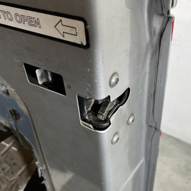 Porte de coffre droit FORD TRANSIT 3 Photo n°5