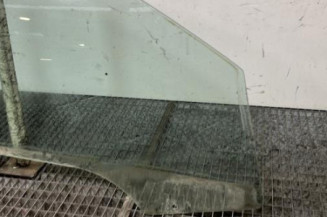 Vitre avant droit FORD FIESTA 5