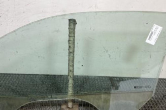 Vitre avant droit FORD FIESTA 5