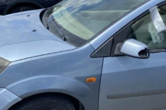 Vitre avant droit FORD FIESTA 5