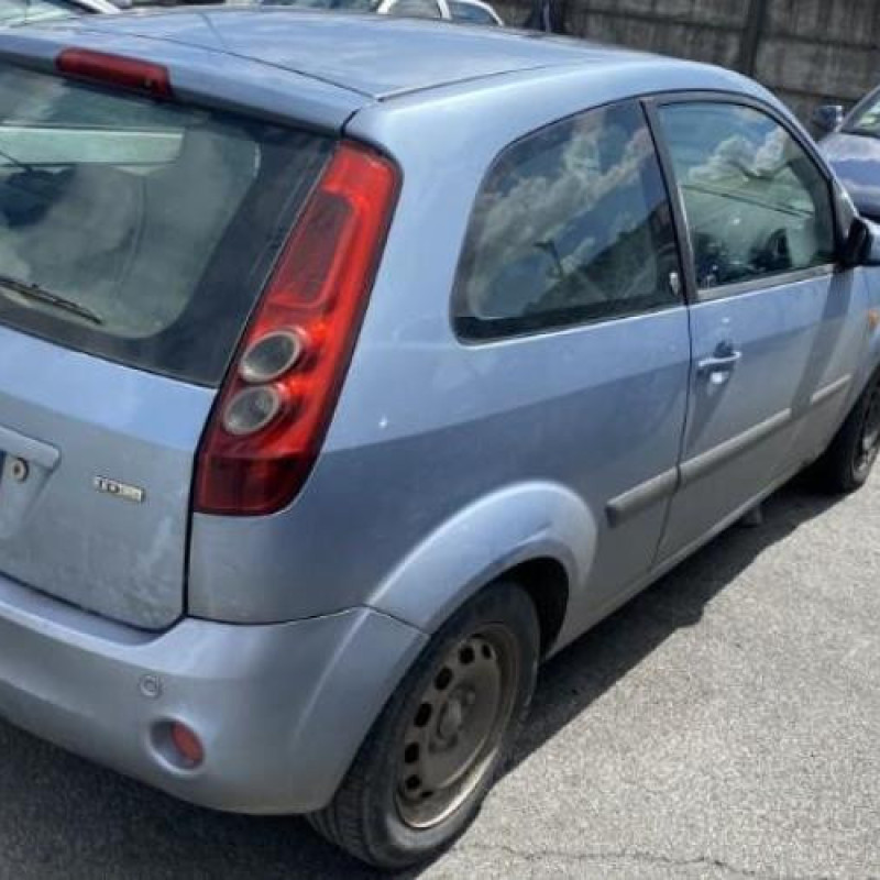 Vitre avant gauche FORD FIESTA 5 Photo n°6