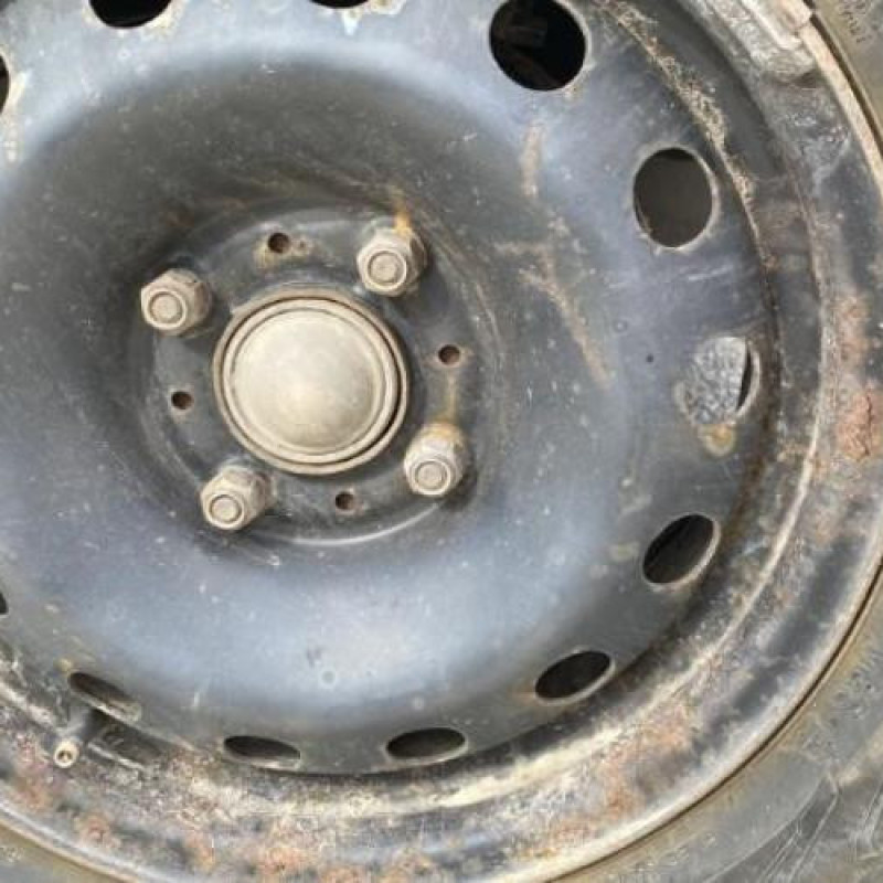 Vitre avant gauche FORD FIESTA 5 Photo n°8