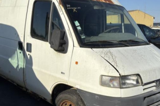 Vitre avant gauche PEUGEOT BOXER 1