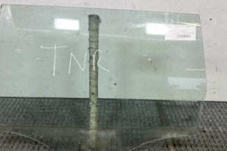 Vitre arriere gauche VOLKSWAGEN PASSAT 7 Photo n°1