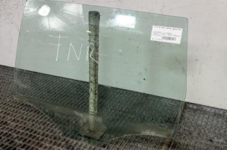 Vitre arriere gauche VOLKSWAGEN PASSAT 5