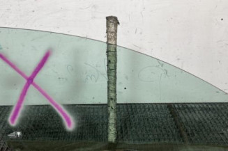 Vitre avant gauche VOLKSWAGEN PASSAT 5