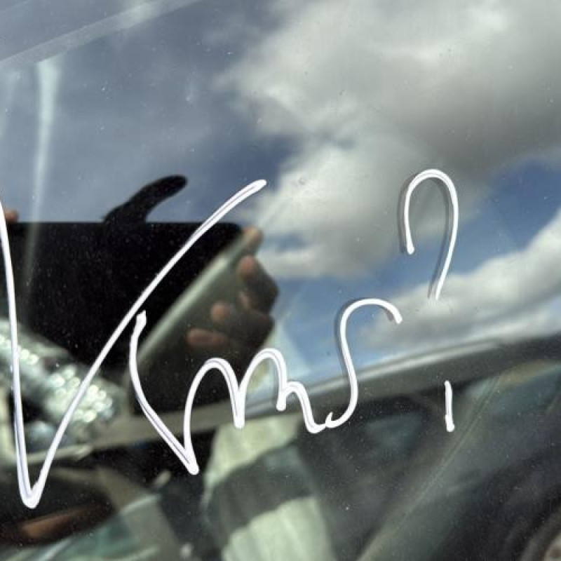 Vitre avant gauche VOLKSWAGEN PASSAT 7 Photo n°15
