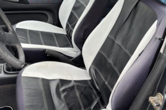 Vitre avant gauche VOLKSWAGEN POLO 3