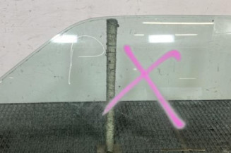 Vitre avant gauche CITROEN SAXO Photo n°1