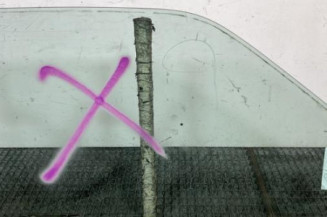 Vitre avant gauche CITROEN SAXO
