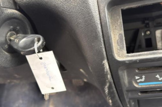 Vitre avant gauche CITROEN SAXO