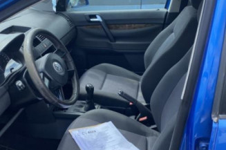 Custode arriere gauche VOLKSWAGEN POLO 4
