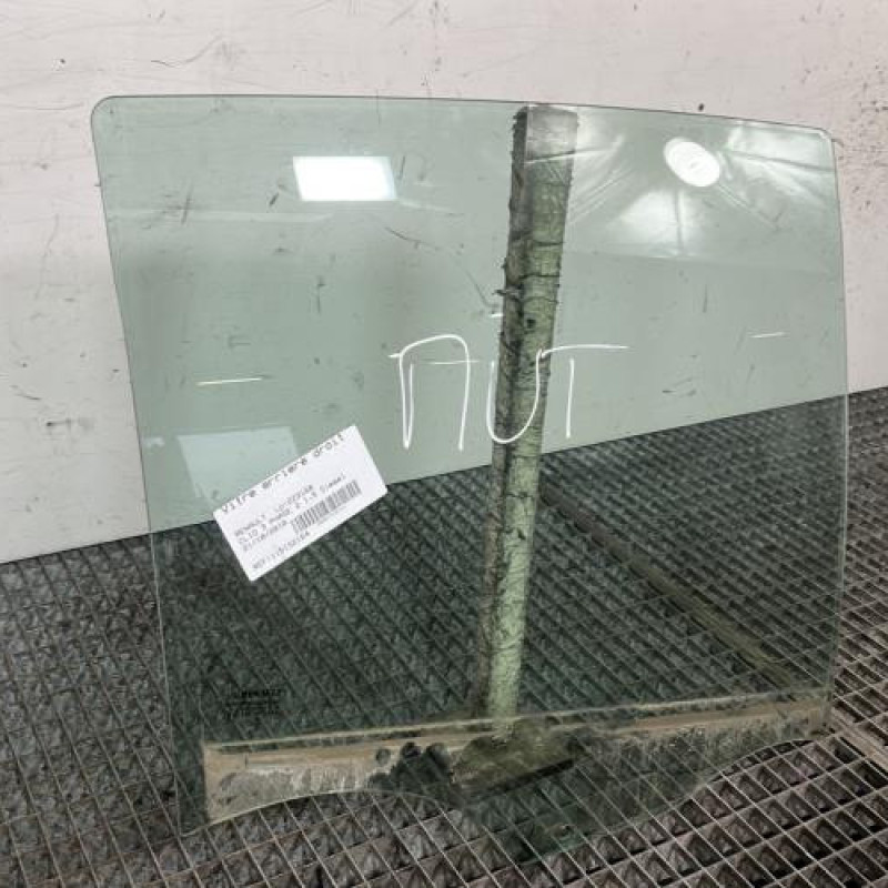 Vitre arriere droit RENAULT CLIO 3 Photo n°3