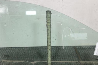 Vitre avant droit RENAULT CLIO 3 Photo n°1