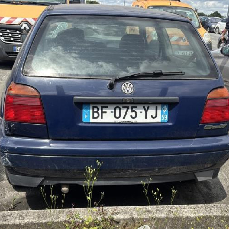 Custode arriere gauche VOLKSWAGEN GOLF 3 Photo n°9
