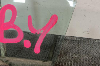 Vitre avant gauche MERCEDES CLASSE C 203 COUPE SPORT