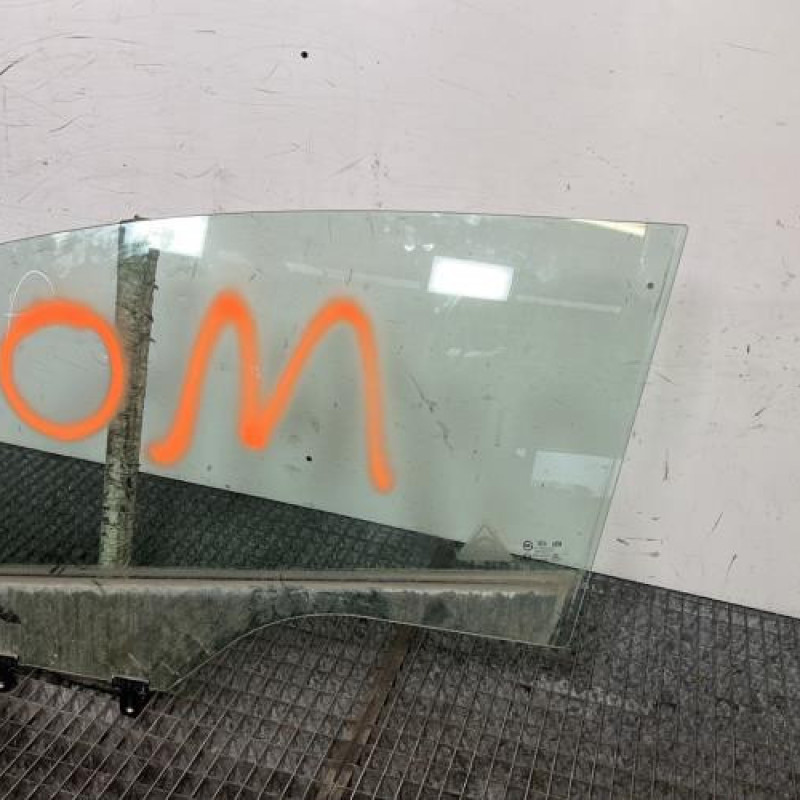 Vitre avant gauche KIA RIO 3 Photo n°3