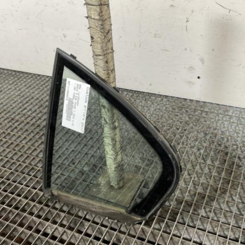 Custode arriere gauche (porte) BMW SERIE 3 E46 Photo n°3