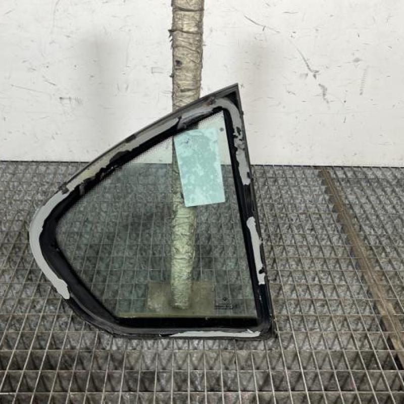 Custode arriere gauche (porte) BMW SERIE 3 E46 Photo n°4