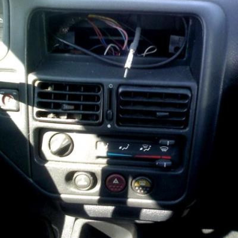 Amortisseur avant droit PEUGEOT 106 Photo n°6