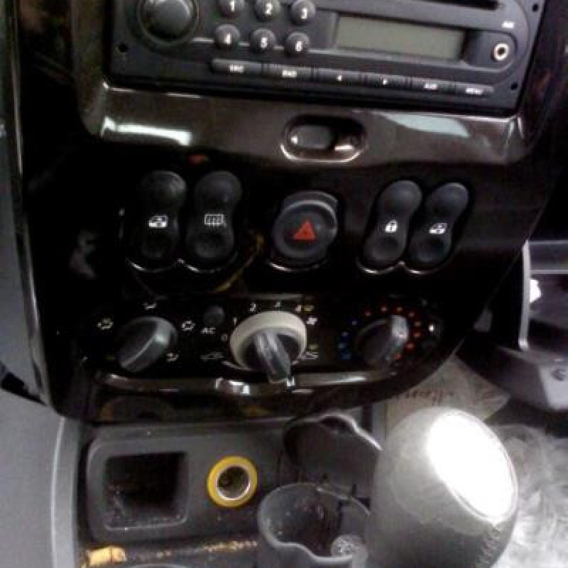 Amortisseur avant gauche DACIA DUSTER 1 Photo n°5