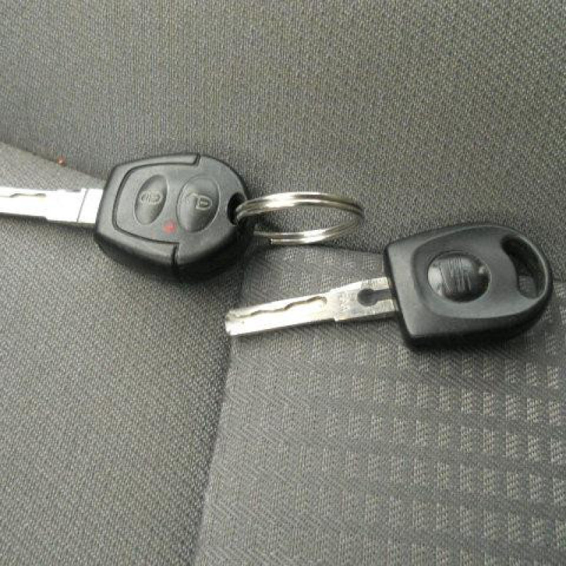 Amortisseur avant gauche SEAT IBIZA 3 Photo n°8