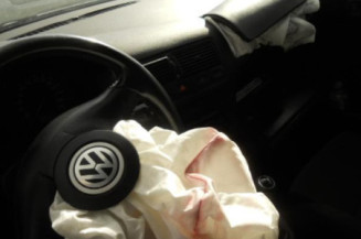 Amortisseur avant gauche VOLKSWAGEN GOLF 4