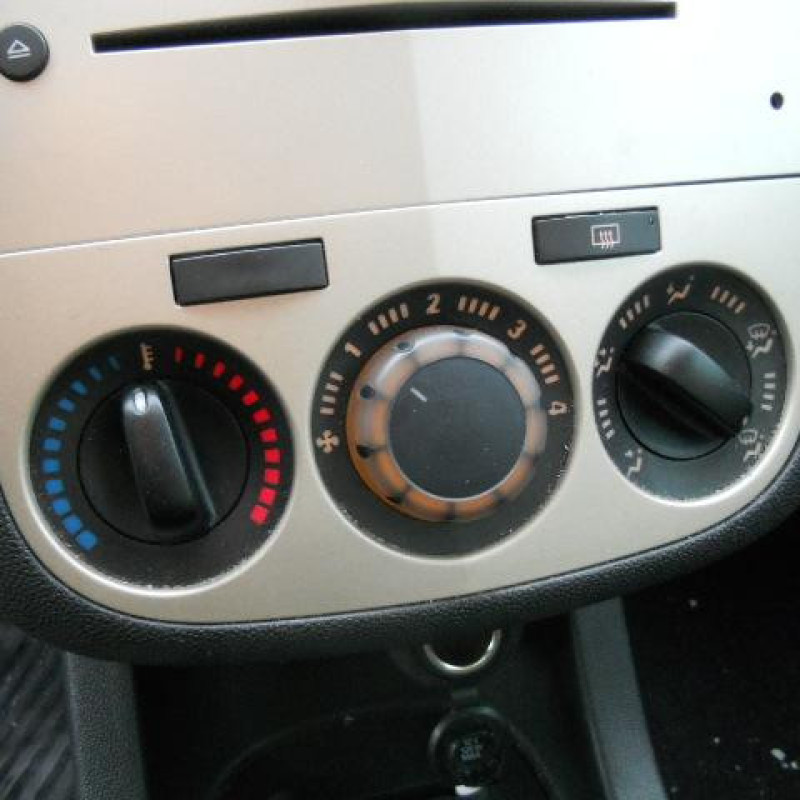 Amortisseur avant droit OPEL CORSA D Photo n°8