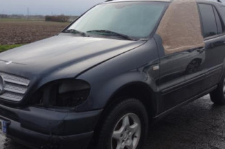 Amortisseur avant gauche MERCEDES CLASSE M 163 Photo n°1