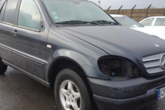 Amortisseur avant gauche MERCEDES CLASSE M 163