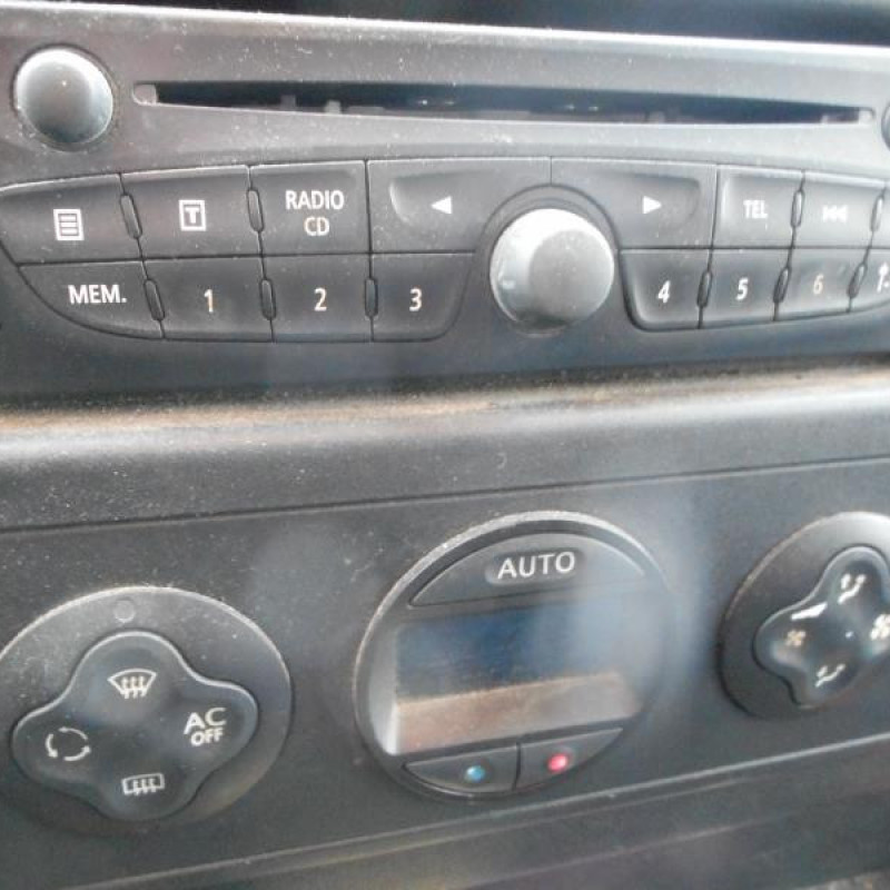 Amortisseur avant droit RENAULT MASTER 3 Photo n°8