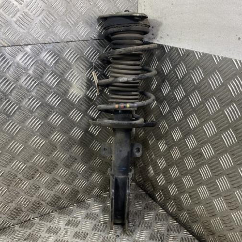 Amortisseur avant droit PEUGEOT 5008 2 Photo n°1