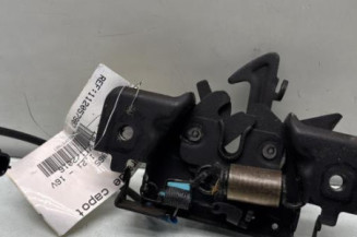 Fermeture de capot RENAULT MEGANE 4