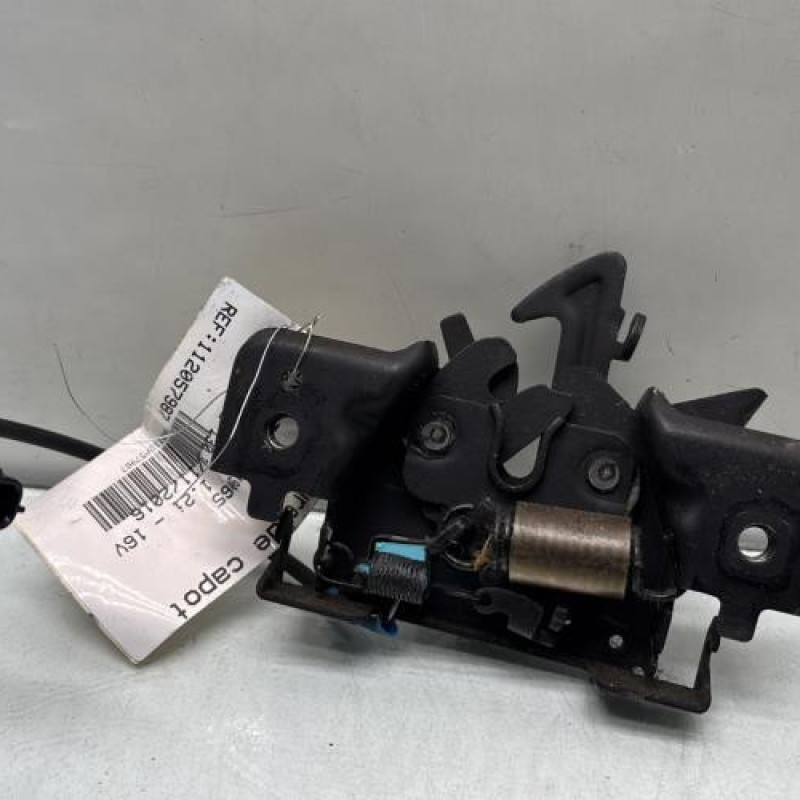 Fermeture de capot RENAULT MEGANE 4 Photo n°4