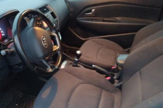 Renfort pare choc arriere (traverse) KIA RIO 3