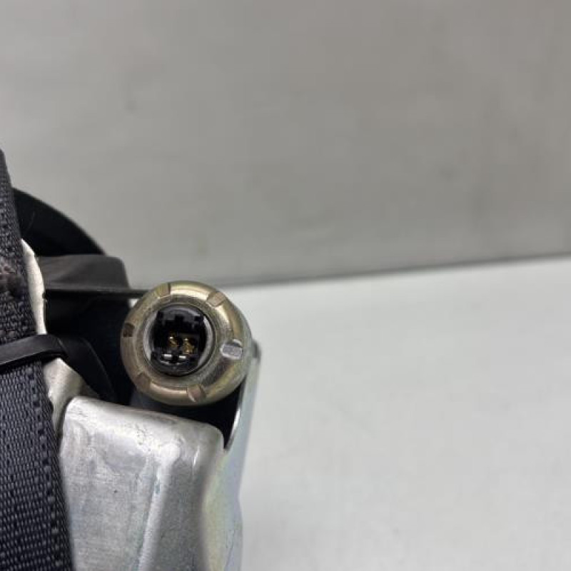 Pretensionneur de ceinture avant gauche PEUGEOT 107 Photo n°4