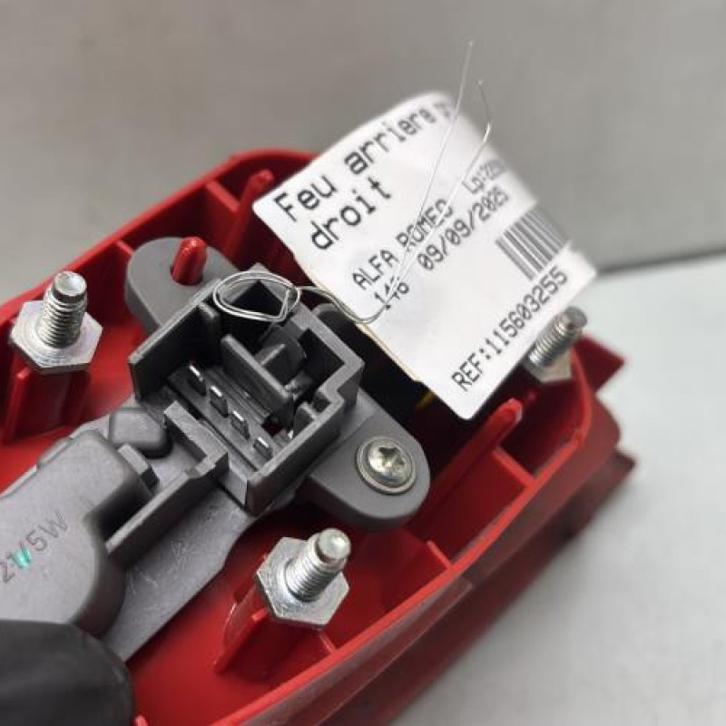 Feu arriere principal droit (feux) ALFA ROMEO 147 Photo n°3