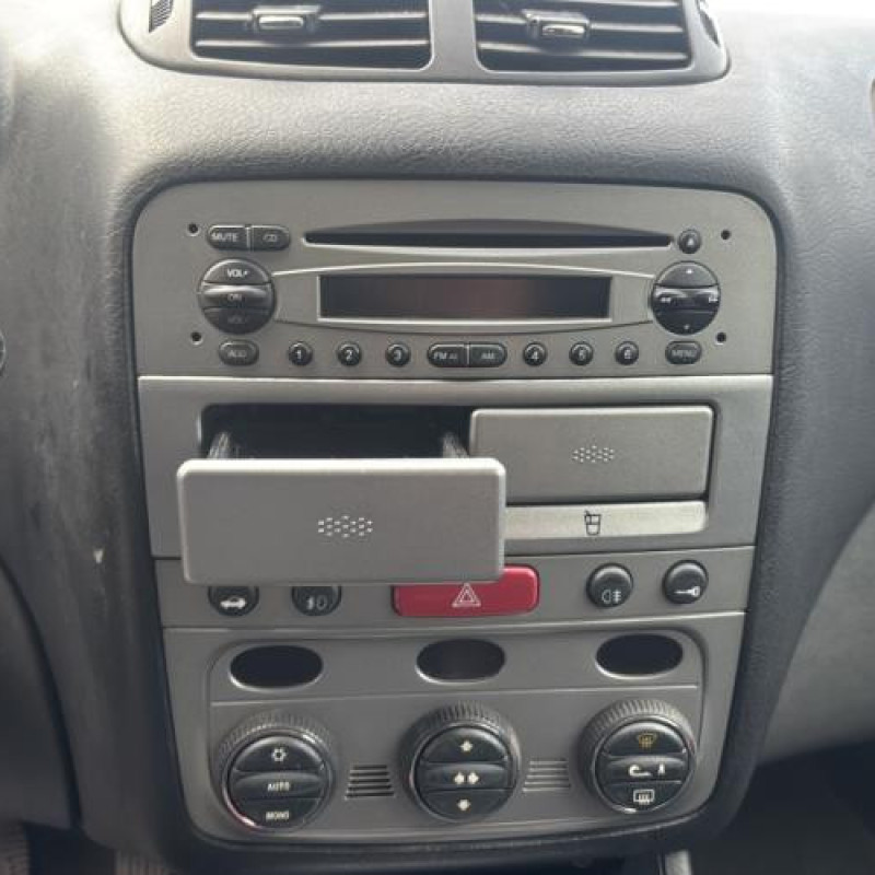 Feu arriere principal droit (feux) ALFA ROMEO 147 Photo n°20