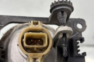 Anti brouillard droit (feux) PEUGEOT 2008 1