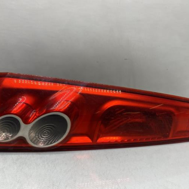 Feu arriere principal gauche (feux) FORD FIESTA 5 Photo n°1