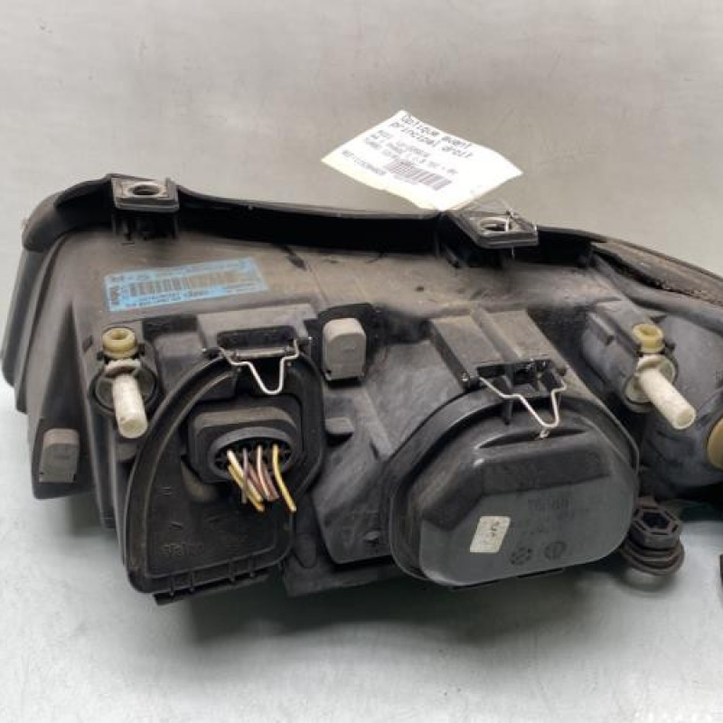 Optique avant principal droit (feux)(phare) AUDI A4 1 Photo n°3