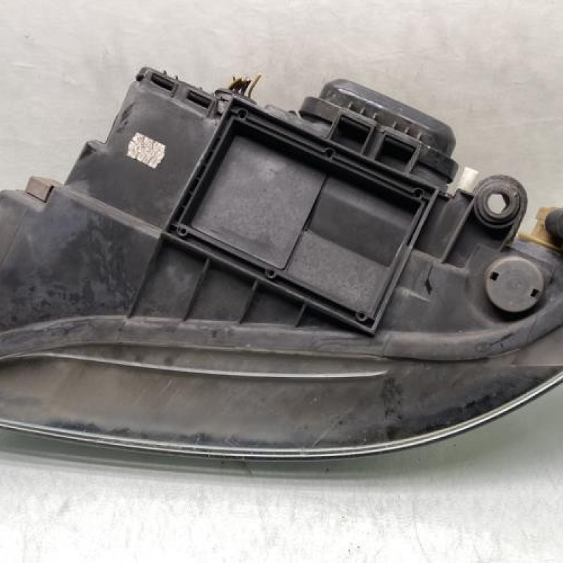 Optique avant principal droit (feux)(phare) AUDI A4 1 Photo n°4