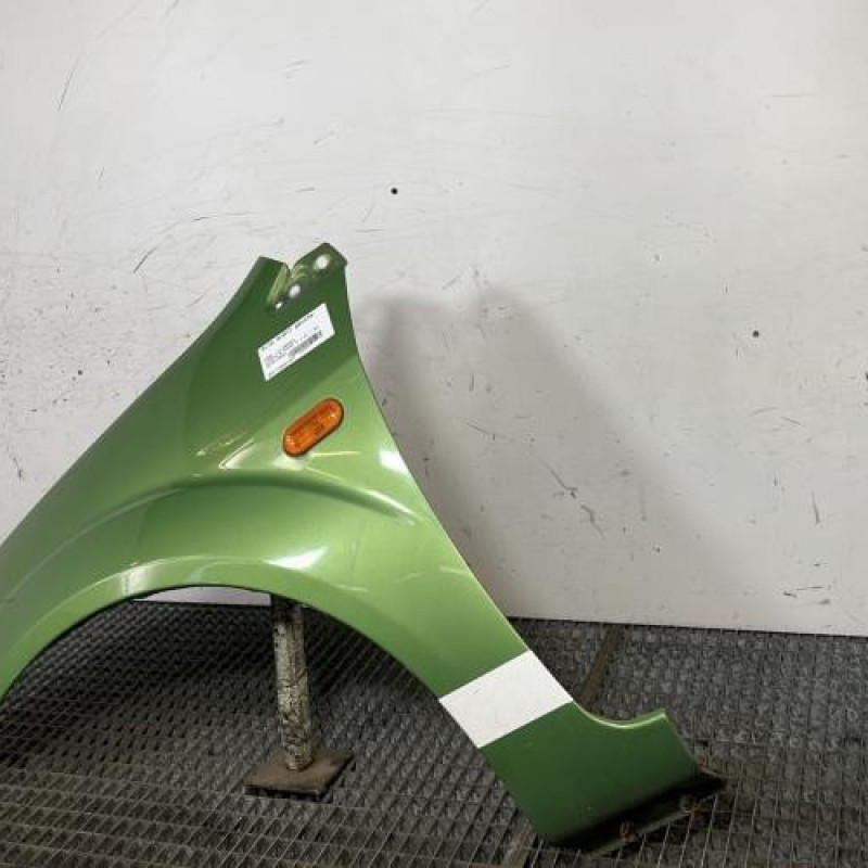 Aile avant gauche FORD FIESTA 5 Photo n°3