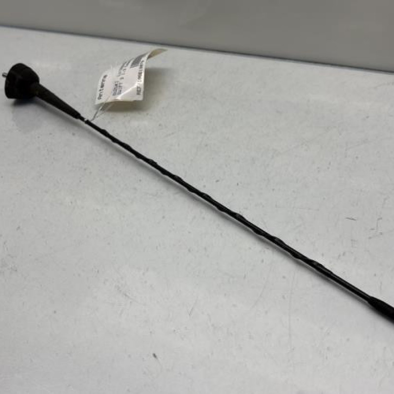 Antenne SUZUKI SWIFT 3 Photo n°3