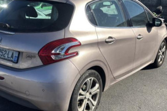 Amortisseur avant gauche PEUGEOT 208 1