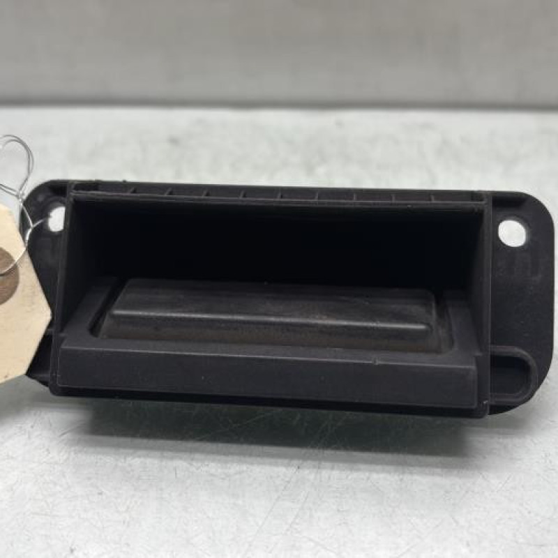 Bouton de coffre MERCEDES CLASSE C 204 Photo n°1