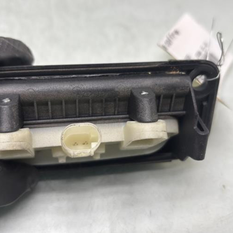 Bouton de coffre MERCEDES CLASSE C 204 Photo n°4