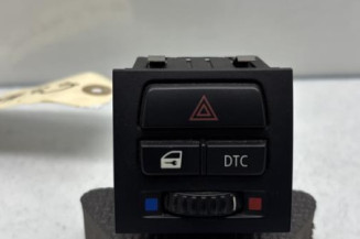 Bouton de warning BMW SERIE 3 E91 Photo n°1